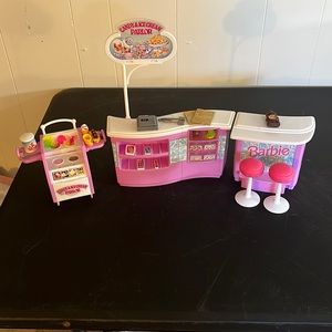 Vintage 1998 Mattel Barbie Candy and I’ve Cream Parlor